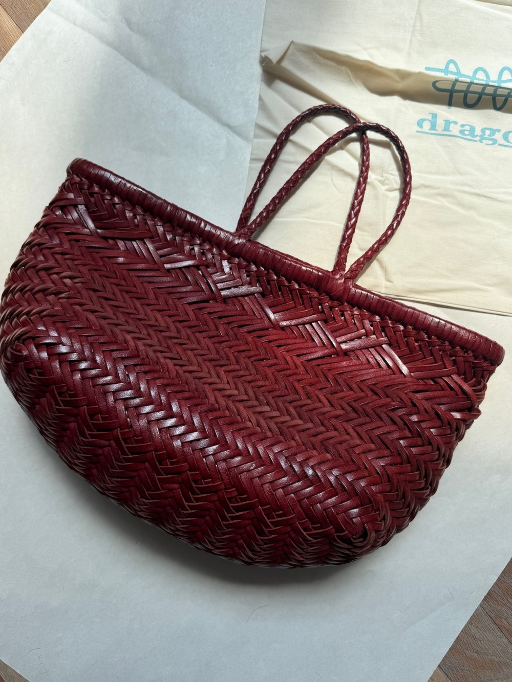 Dragon Diffusion 6 lines woven top handle tote bag in burgundy - Picture 3 of 8